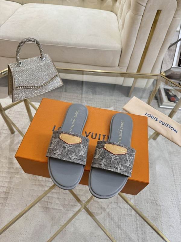 Louis Vuitton Slippers Wmns ID:20250801-133